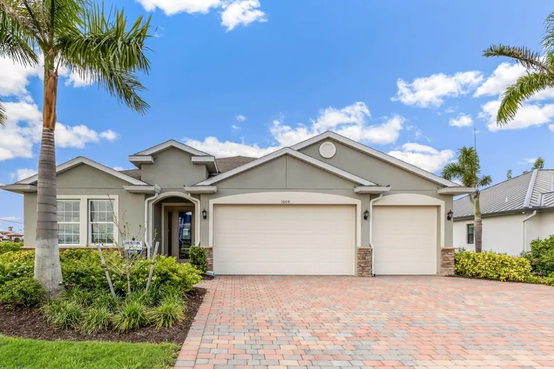 New homes at Cape Coral Spot - Tradition in Cape Coral, Florida