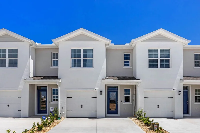 New homes at Danbury at Ridgewood Lakes in Davenport, Florida