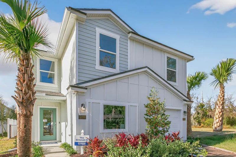 New homes at Irongate Villas in Jacksonville, Florida