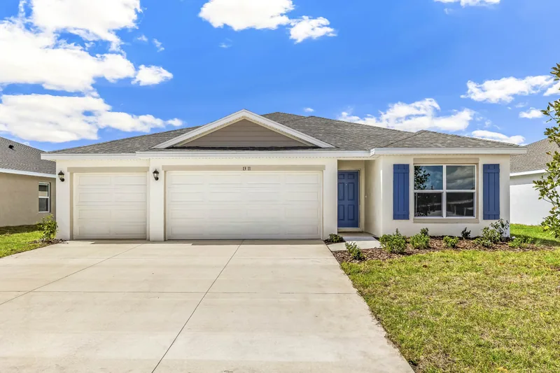 New homes at Oakfield Lakes in Parrish, Florida