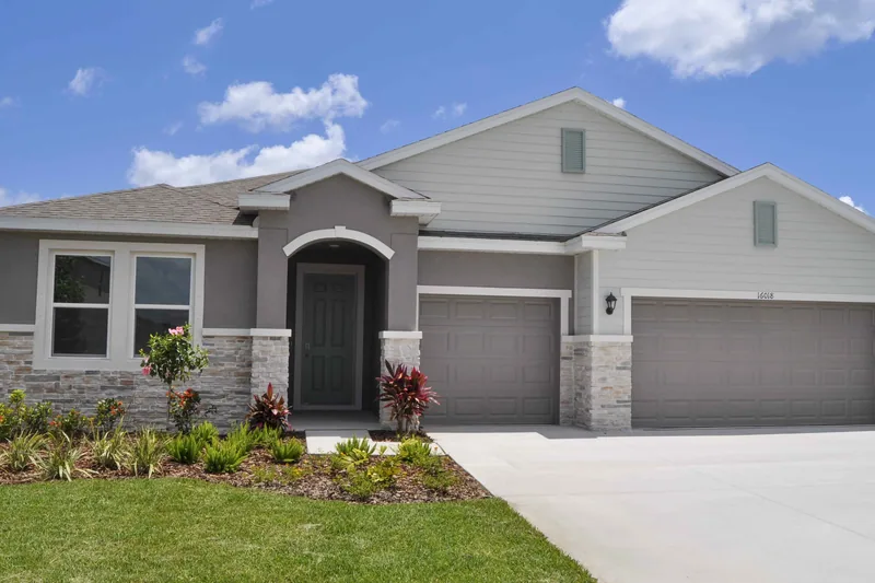 New homes at Oakfield Trails in Parrish, Florida