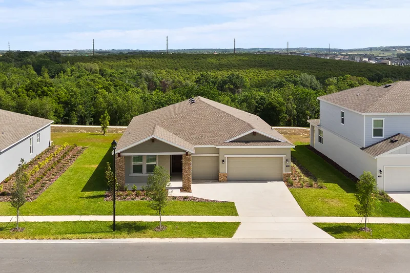 New homes at Hidden Ridge · Estate Collection in Groveland, Florida