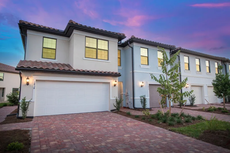New homes at Sawgrass at Coral Lakes in Cape Coral, Florida